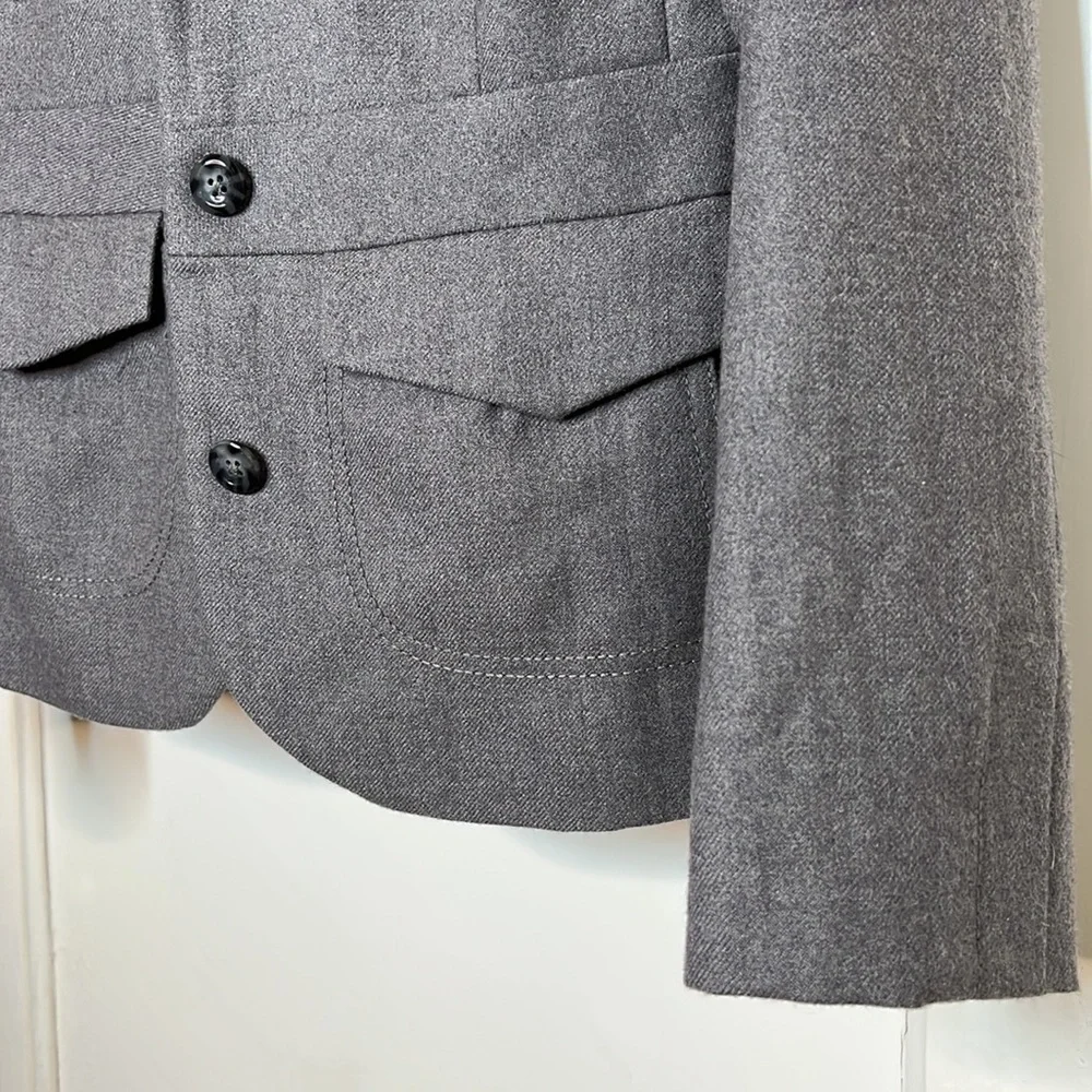 Banana Republic Petite Structured Military style Gray Wool  and Satin Coat S - Picture 7 of 9